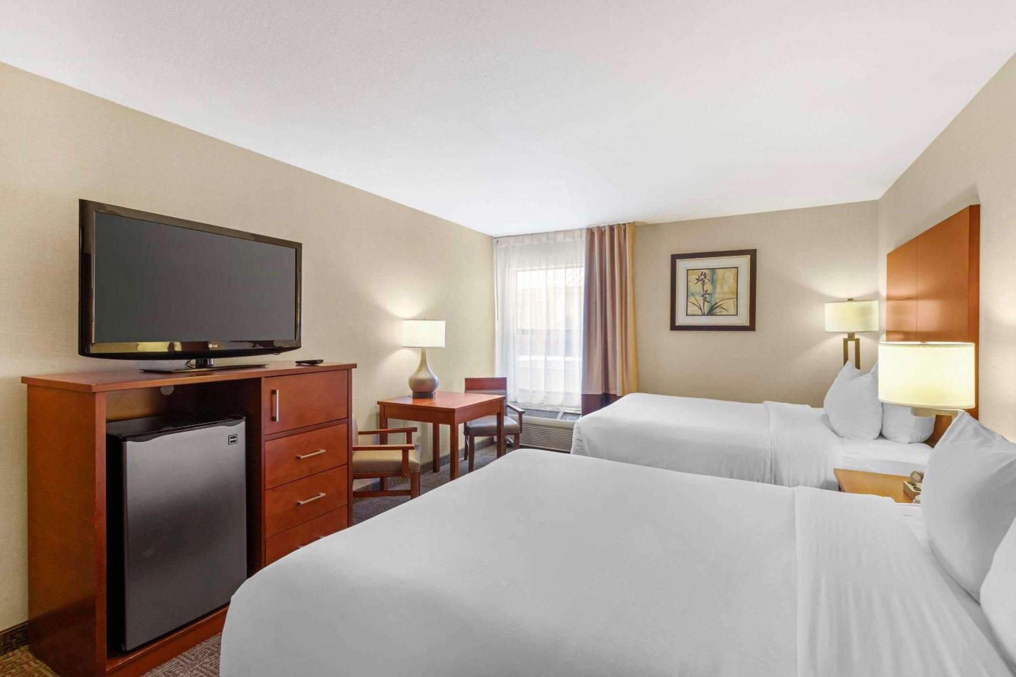 Comfort Inn & Suites Near Fallon Naval Air Station Ngoại thất bức ảnh