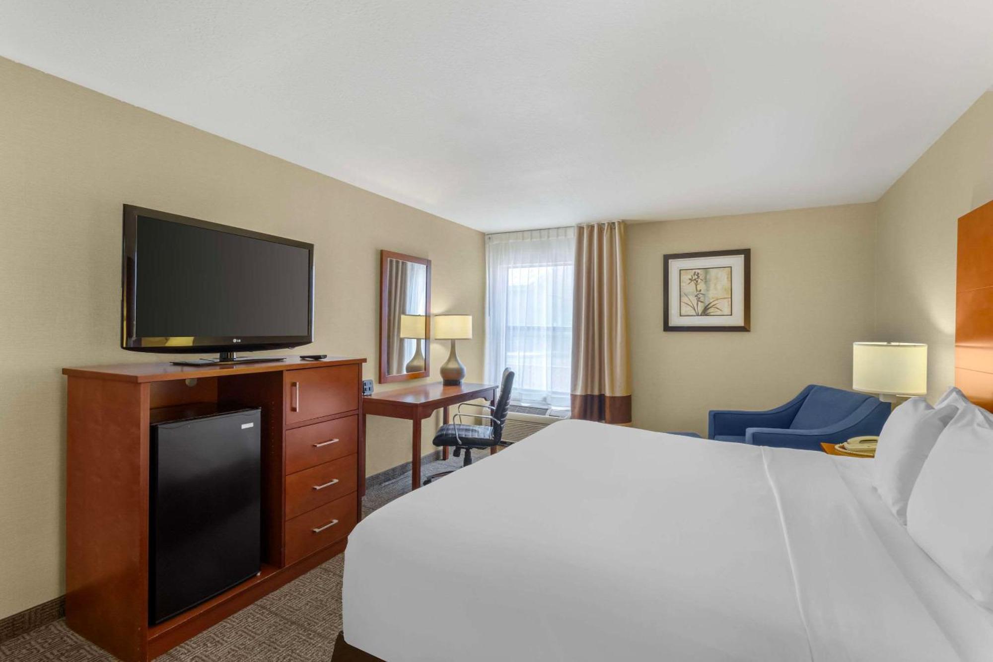 Comfort Inn & Suites Near Fallon Naval Air Station Ngoại thất bức ảnh