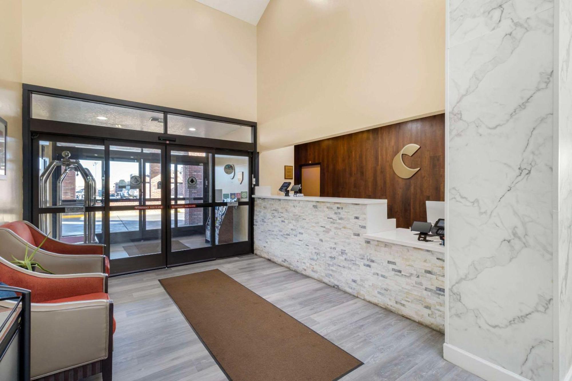 Comfort Inn & Suites Near Fallon Naval Air Station Ngoại thất bức ảnh